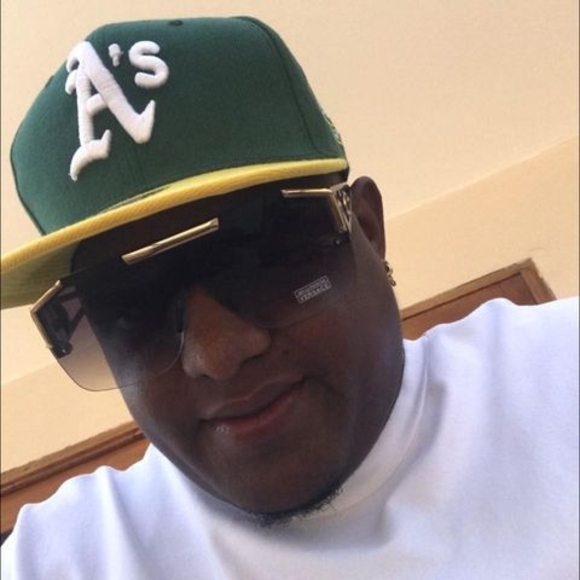 Meet your Posher, Massimo - Picture 1 of 1